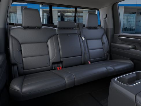 New 2026 Chevrolet Silverado 2500 LTZ w/ LTZ Plus Package AWD/4WD image 17