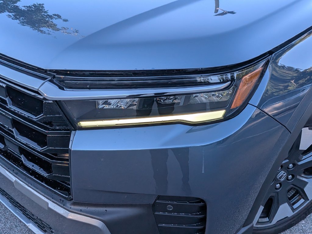 Used 2026 Honda Pilot Elite image 6