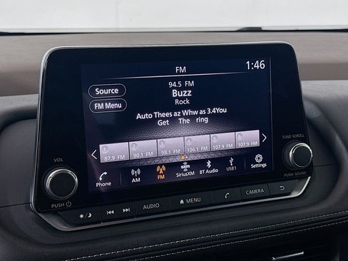 Used 2023 Nissan Rogue S FWD image 21