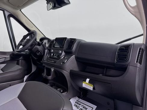 Used 2025 RAM ProMaster 1500 w/ Convenience Group image 23