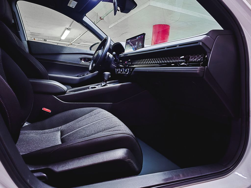 Used 2025 Honda Accord Sport image 34