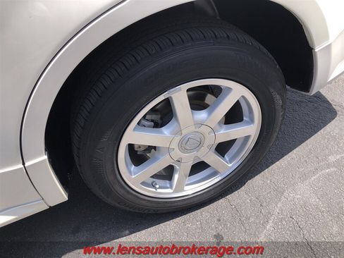 Used 2005 Cadillac SRX V8 RWD image 25