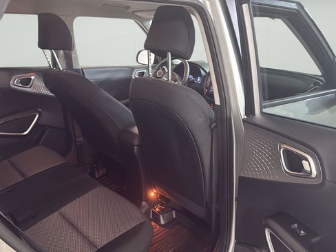 Used 2022 Kia Soul LX w/ Technology Package FWD image 18