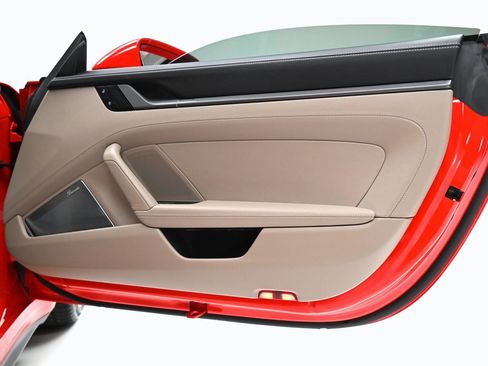 Used 2025 Porsche 911 Carrera image 22