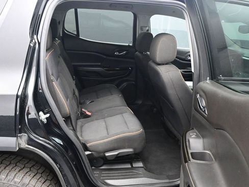 Used 2021 GMC Acadia AT4 image 11