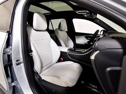 New 2026 Mercedes-Benz GLC 300 image 27