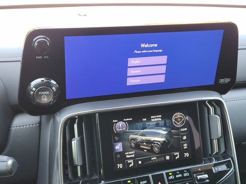 New 2026 Lexus LX 700h Luxury w/ Appearance Package AWD/4WD image 11