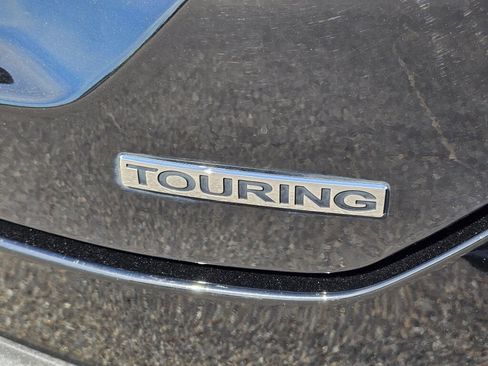 Certified 2024 Honda Pilot Touring image 10