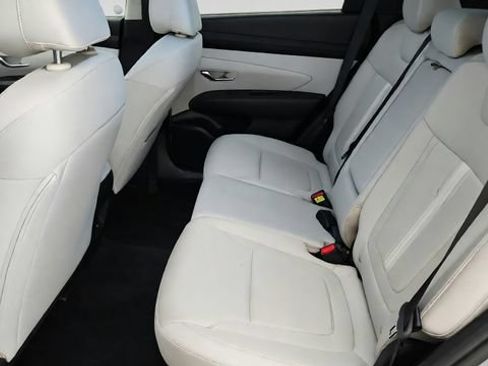Used 2025 Hyundai Tucson SEL FWD image 21