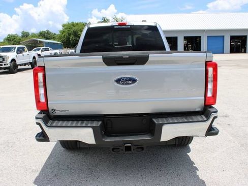 Used 2024 Ford F250 XLT w/ FX4 Off-Road Package AWD/4WD image 9