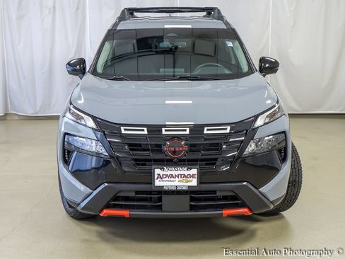 Used 2025 Nissan Rogue SV w/ Rock Creek Premium Package AWD/4WD image 5