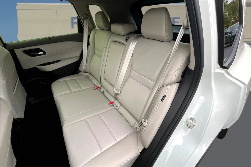 Used 2023 Nissan Rogue SL w/ SL Premium Package AWD/4WD image 24