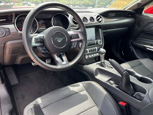 Used 2020 Ford Mustang GT Premium w/ GT Performance Package RWD image 33