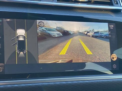 Used 2023 Land Rover Range Rover Velar R-Dynamic S image 16