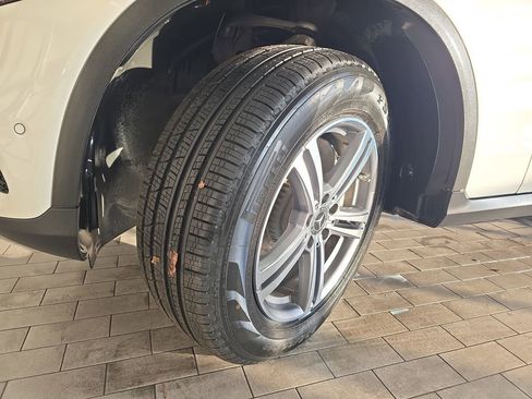 Certified 2022 Mercedes-Benz GLC 300 image 36