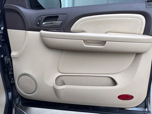 Used 2008 GMC Yukon XL Denali image 35