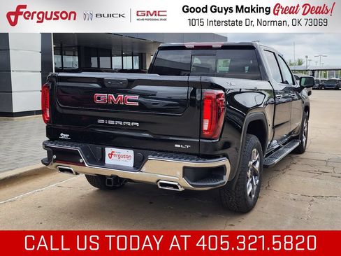 New 2026 GMC Sierra 1500 SLT w/ SLT Premium Plus Package AWD/4WD image 4