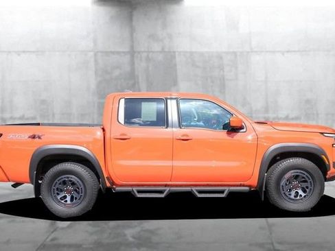 Certified 2025 Nissan Frontier PRO-4X w/ Pro Premium Package AWD/4WD image 5
