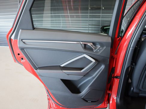 New 2025 Audi Q3 2.0T Premium Plus image 28