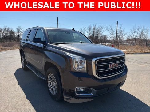 Used 2016 GMC Yukon SLT image 1