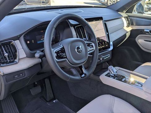 New 2026 Volvo XC90 T8 Plus w/ Protection Package Premier image 7
