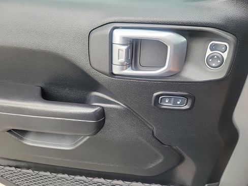 Used 2020 Jeep Wrangler Unlimited Sport S image 20