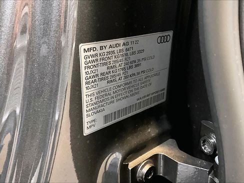 Certified 2023 Audi Q8 Premium Plus w/ Premium Plus Package image 34