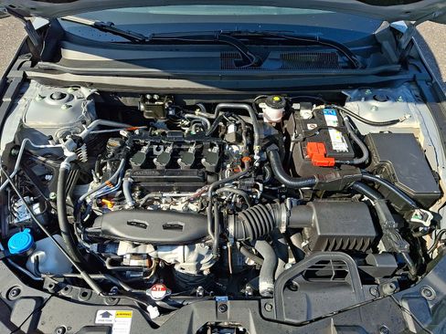 Used 2025 Honda Accord SE image 28