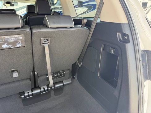 Used 2026 Honda Odyssey Elite image 32