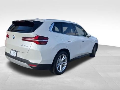 Used 2025 BMW X3 xDrive30i image 3