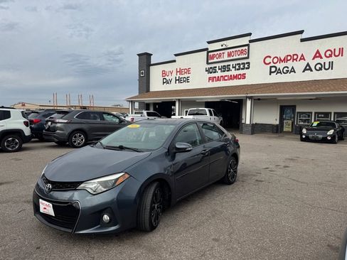 Used 2016 Toyota Corolla LE image 1
