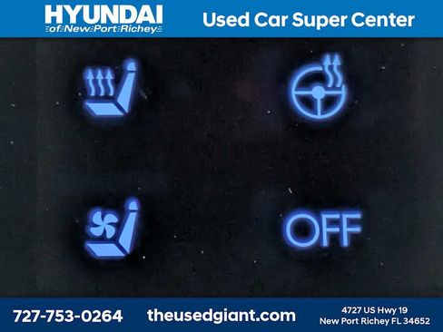 Used 2025 Hyundai Santa Fe Limited FWD image 32