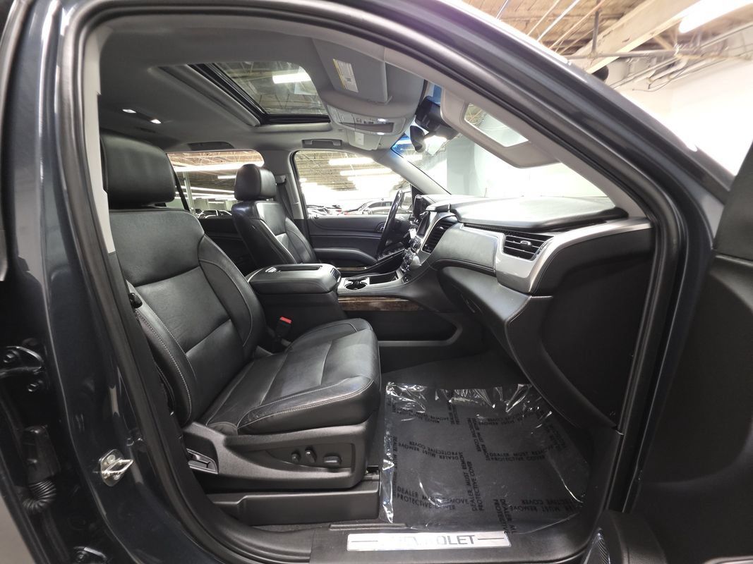 Used 2019 Chevrolet Suburban LT AWD/4WD image 27