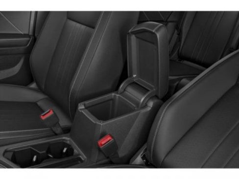 Used 2023 Volkswagen Tiguan SE w/ Panoramic Sunroof Package image 17