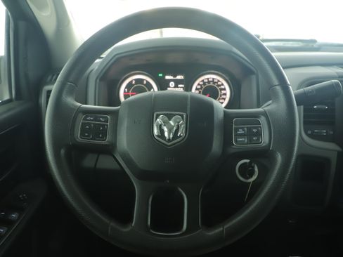 Used 2018 RAM 2500 Tradesman w/ Chrome Appearance Group image 10