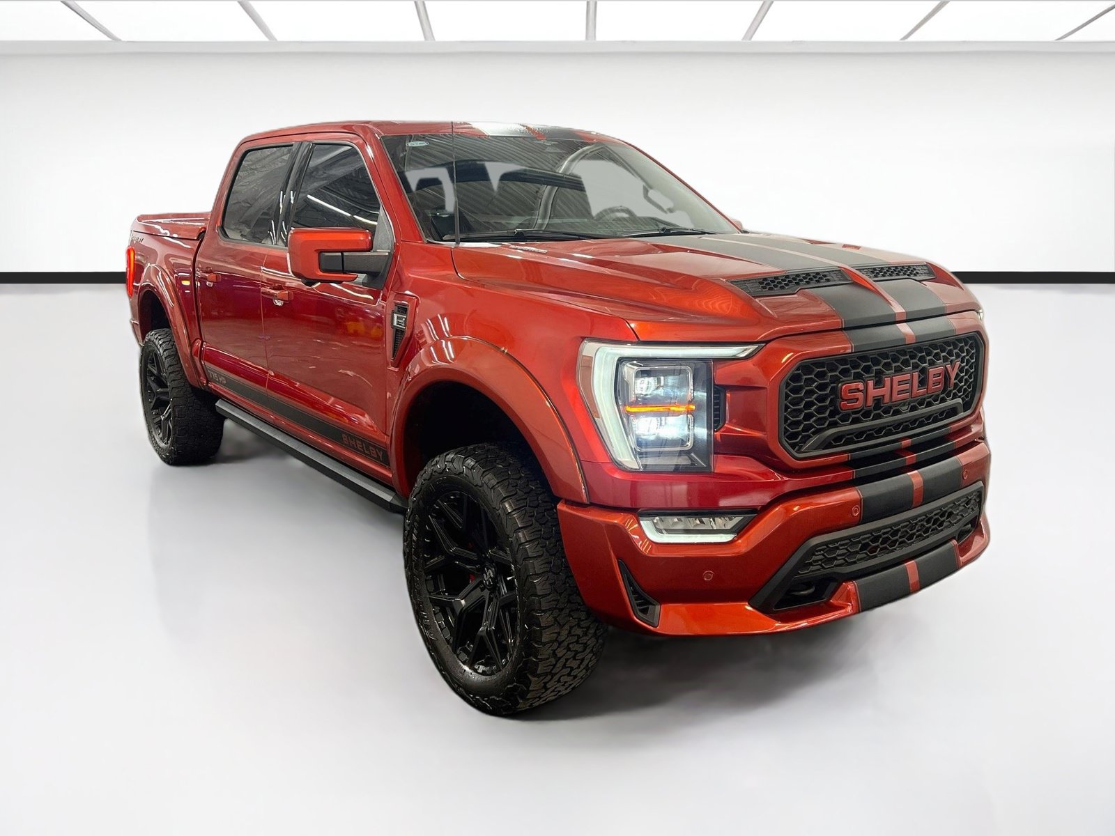 Used 2023 Ford F150 Lariat w/ Equipment Group 502A High AWD/4WD image 3