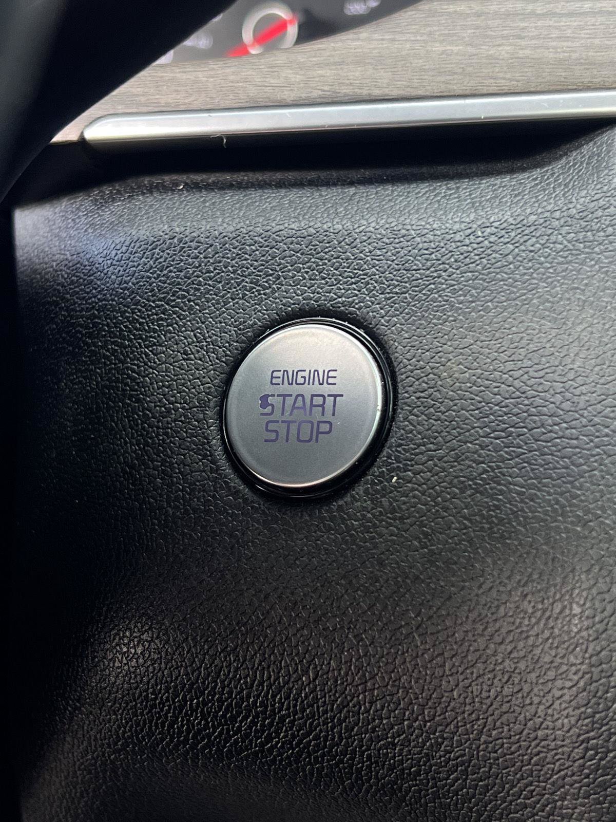 Used 2022 Kia Sorento EX w/ Panoramic Sunroof Package FWD image 8