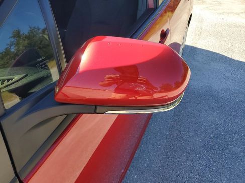 Used 2022 Toyota Prius LE image 21