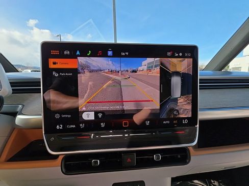 New 2025 Volkswagen ID. Buzz 1st Edition image 19