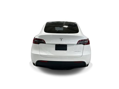 Certified 2023 Tesla Model Y Long Range AWD/4WD image 5