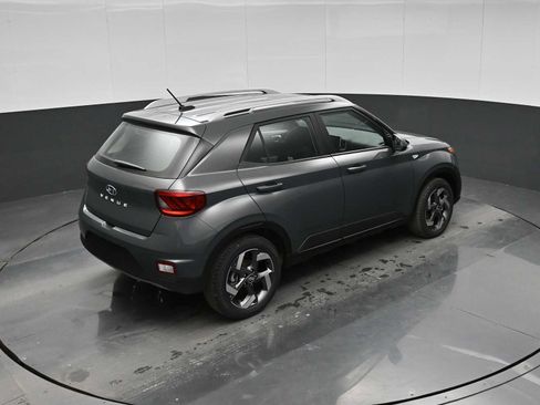 New 2026 Hyundai Venue SEL FWD image 28