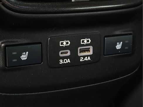 Used 2024 Subaru Outback Wilderness AWD/4WD image 11