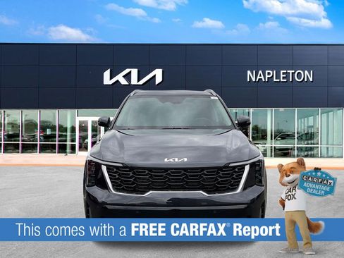 Certified 2025 Kia Sorento S image 2