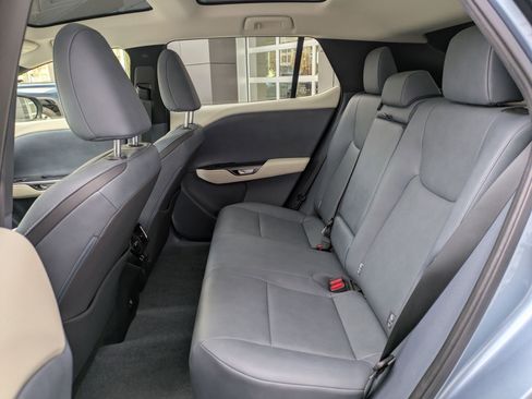 Used 2023 Lexus RZ 450e Premium image 31