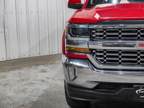 Used 2017 Chevrolet Silverado 1500 LT w/ Texas Edition image 43
