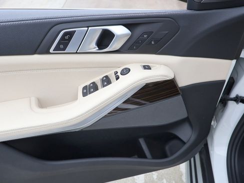 Used 2021 BMW X5 sDrive40i w/ Premium Package image 38