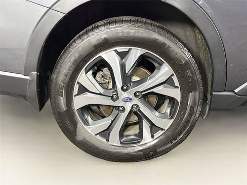 Used 2020 Subaru Outback Limited XT AWD/4WD image 35