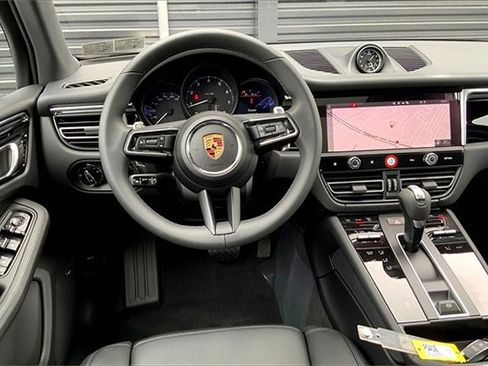 New 2025 Porsche Macan image 23