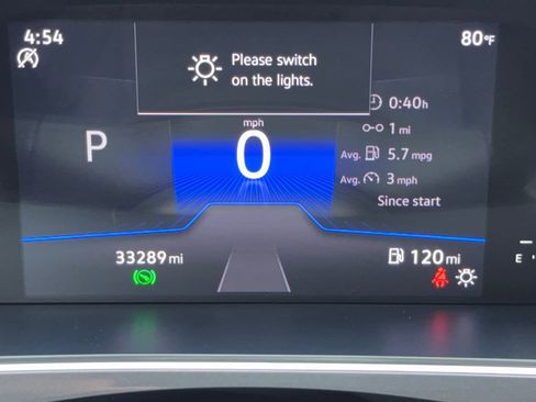 Used 2024 Volkswagen Tiguan SE R-Line image 23