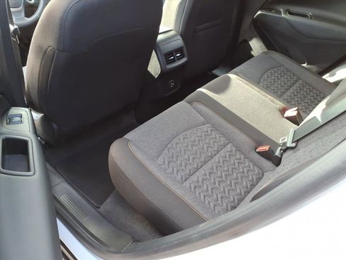 Used 2022 Chevrolet Equinox LT image 31